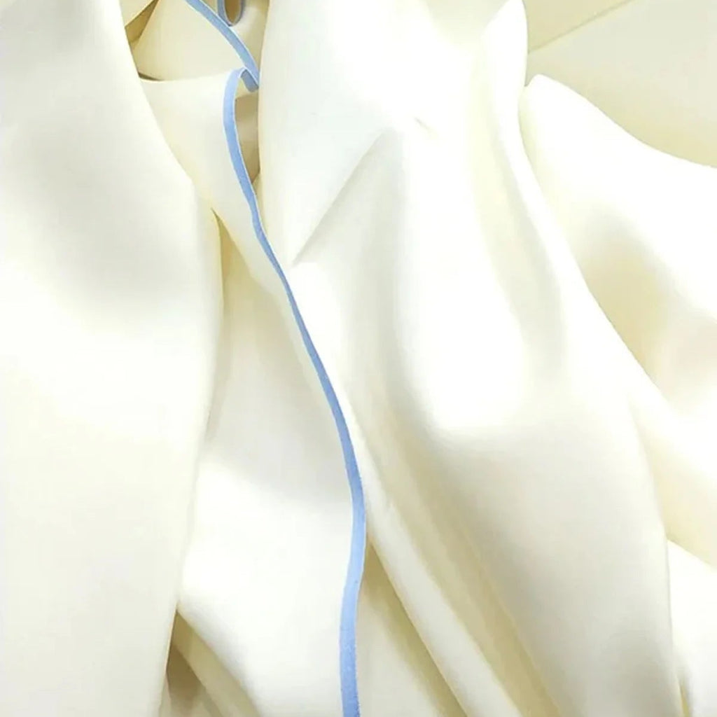 Boski 6 Pound Blue Selvage Unstitched Fabric – Off White